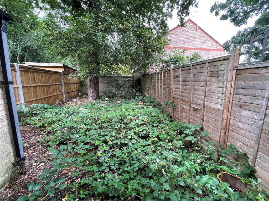 Images for Wilcox Gardens, Shepperton EAID:NEWBOULDSAPI BID:1